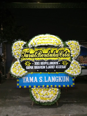 Papan Bunga Duka di Kebun Geran